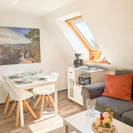 B6 - Urlaubsmagie - Inmitten Der Saechsischen Schweiz Mit Balkon Mit Ausblick Auf Sandsteine