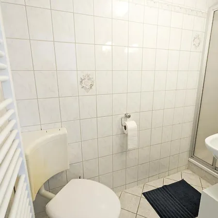 B6 - Urlaubsmagie - Inmitten Der Saechsischen Schweiz Mit Balkon Mit Ausblick Auf Sandsteine Apartment Sebnitz