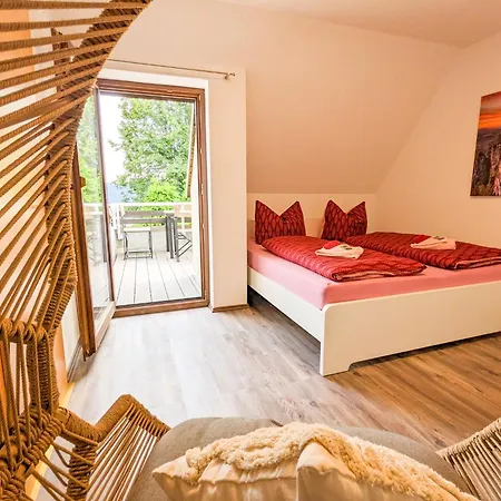 B6 - Urlaubsmagie - Inmitten Der Saechsischen Schweiz Mit Balkon Mit Ausblick Auf Sandsteine Apartment Sebnitz