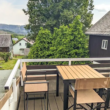 Apartment B6 - Urlaubsmagie - Inmitten Der Sächsischen Schweiz Mit Balkon Mit Ausblick Auf Sandsteine Sebnitz