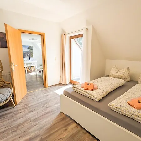 Apartment B6 - Urlaubsmagie - Inmitten Der Saechsischen Schweiz Mit Balkon Mit Ausblick Auf Sandsteine