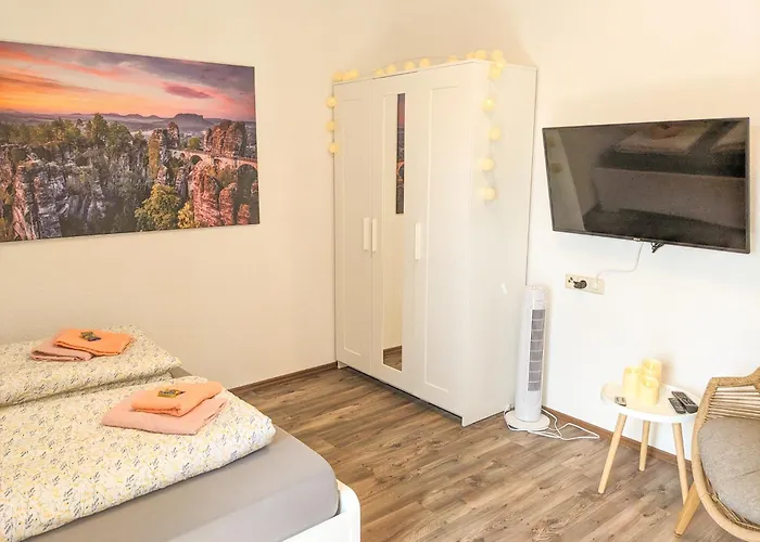 דירה B6 - Urlaubsmagie - Inmitten Der Saechsischen Schweiz Mit Balkon Mit Ausblick Auf Sandsteine *