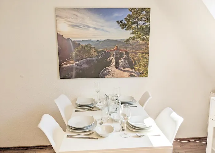 Apartamento B6 - Urlaubsmagie - Inmitten Der Saechsischen Schweiz Mit Balkon Mit Ausblick Auf Sandsteine